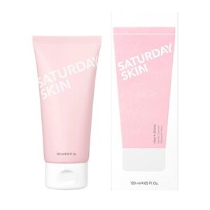 NWT Saturday Skin Rise + Shine Apple and Peach Gentle Cleanser